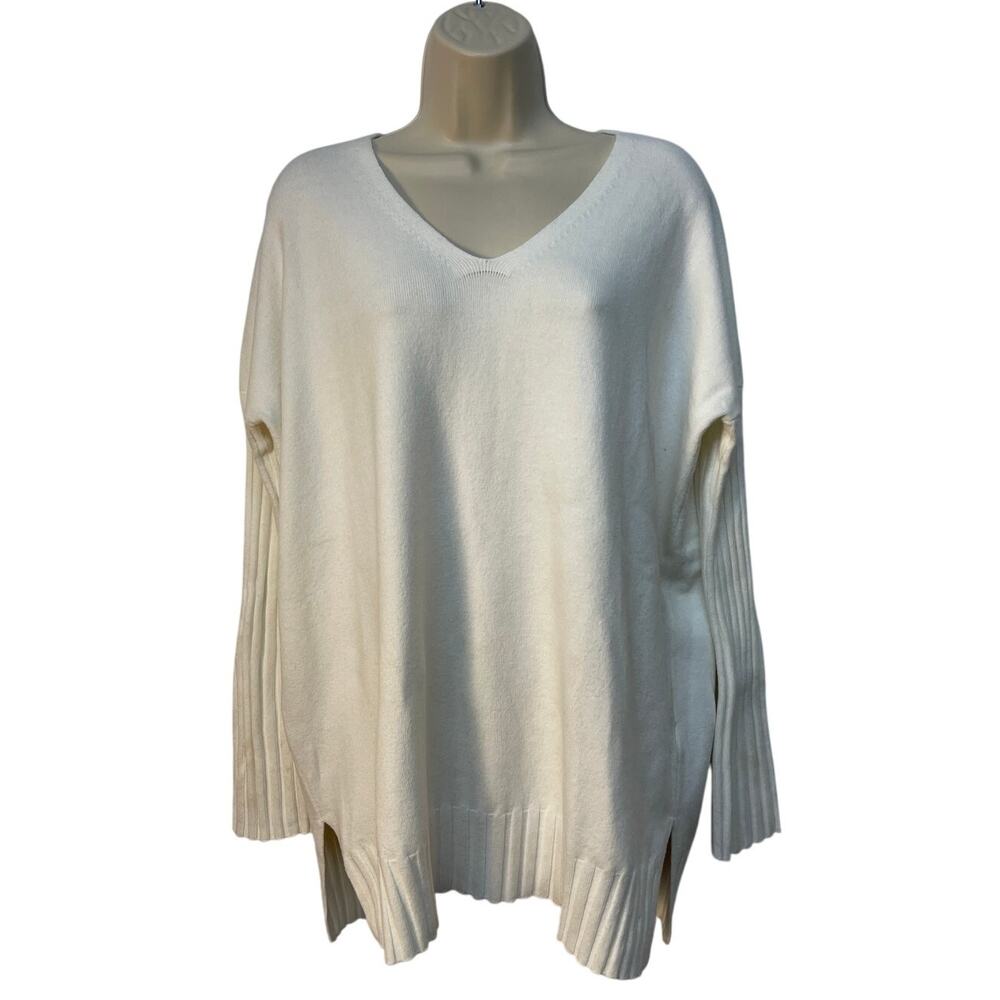 French Connection Creamy White V-neck Long Sleeve Sweater Side Slits Size Small